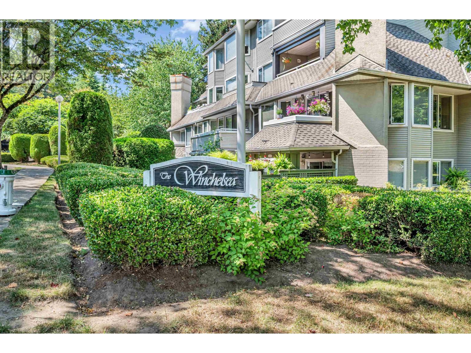 3733 NORFOLK Street, Burnaby, British Columbia V5G 4V5
