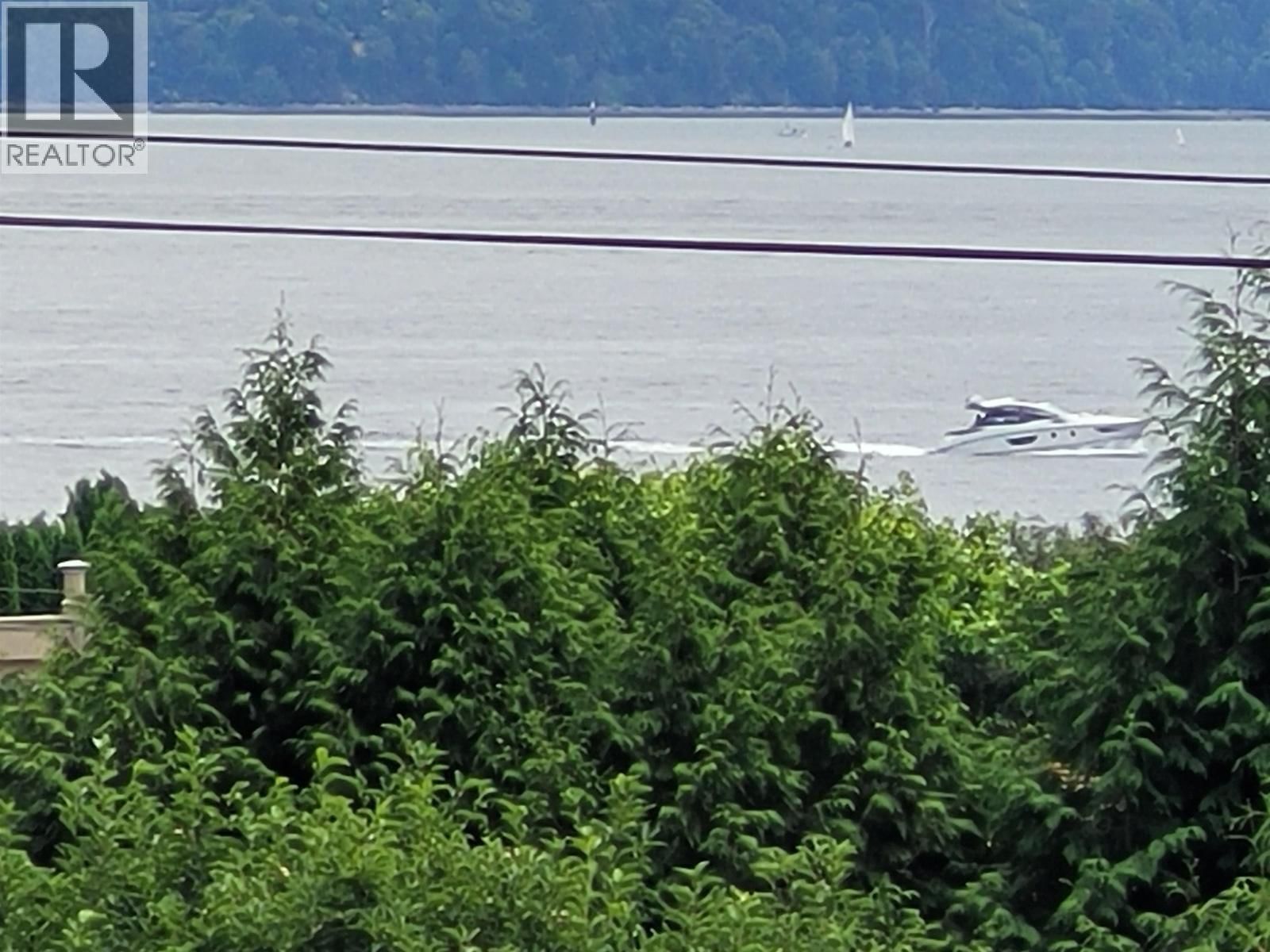 4405 MARINE Drive, West Vancouver, British Columbia V7W 1N8