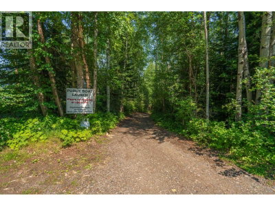 11330 LAKESIDE Drive | Prince George British Columbia | Slide Image Nine