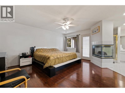 1512 EAGLE MOUNTAIN Drive | Coquitlam British Columbia | Slide Image Nine