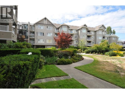 5888 DOVER Crescent | Richmond British Columbia | Slide Image Sixteen