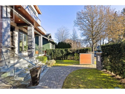 4437 13TH Avenue | Vancouver British Columbia | Slide Image Two