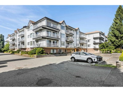 33535 KING Road | Abbotsford British Columbia | Slide Image One