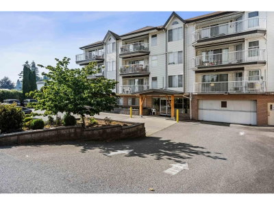 33535 KING Road | Abbotsford British Columbia | Slide Image Three