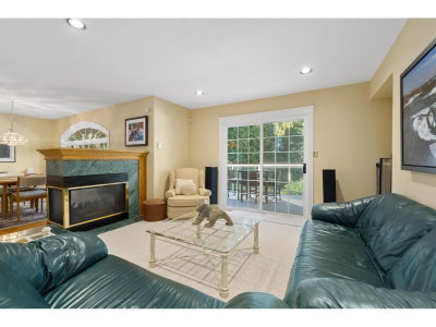31553 BROOKSIDE Avenue | Abbotsford British Columbia | Slide Image Eleven