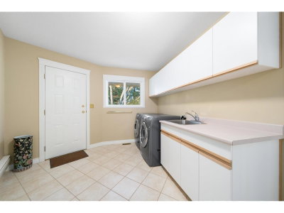 31553 BROOKSIDE Avenue | Abbotsford British Columbia | Slide Image Twenty-eight