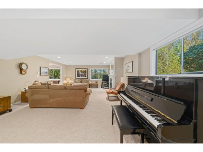 31553 BROOKSIDE Avenue | Abbotsford British Columbia | Slide Image Thirty-one
