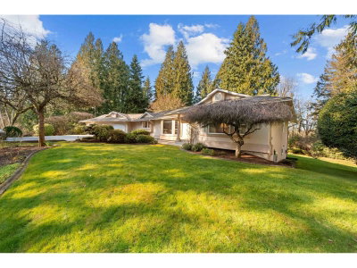 31553 BROOKSIDE Avenue | Abbotsford British Columbia | Slide Image Four