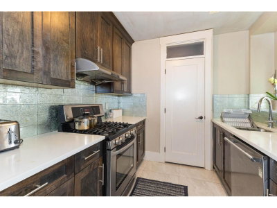 3171 ENGINEER Crescent | Abbotsford British Columbia | Slide Image Eight