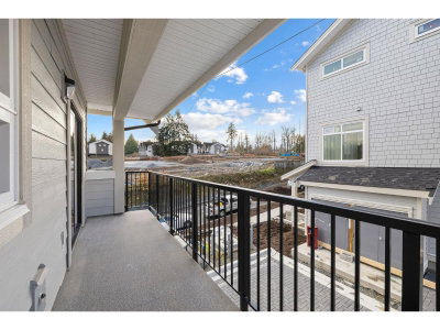 14391 61A Avenue | Surrey British Columbia | Slide Image Seven