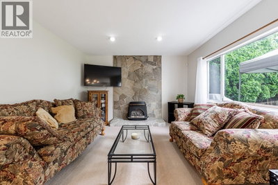 2917 KALAMALKA Drive | Coquitlam British Columbia | Slide Image Thirteen