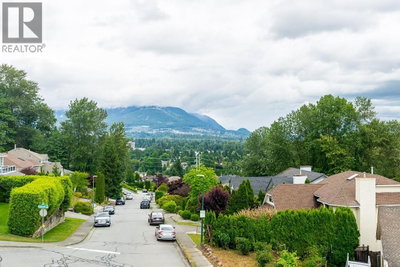 2917 KALAMALKA Drive | Coquitlam British Columbia | Slide Image Three