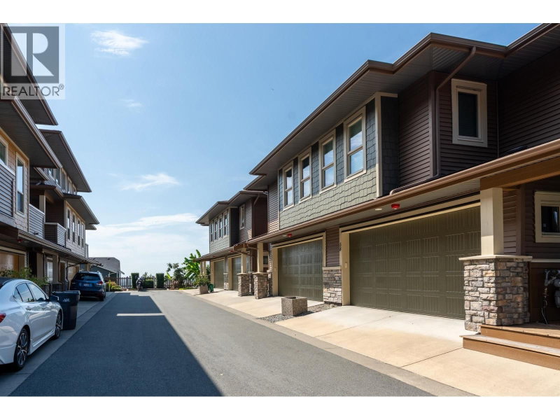 10480 248 Street Maple Ridge British Columbia, V2W 0J4 - 4 Bedrooms Condo For Sale