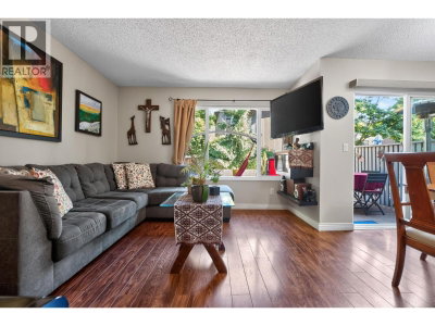 461 CARLSEN Place | Port Moody British Columbia | Slide Image Ten