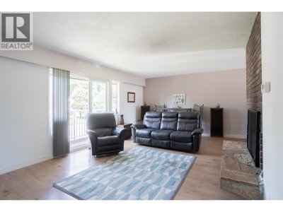 2930 SEFTON Street | Port Coquitlam British Columbia | Slide Image Five