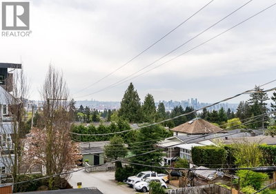 107 27TH Street | North Vancouver British Columbia | Slide Image Eleven
