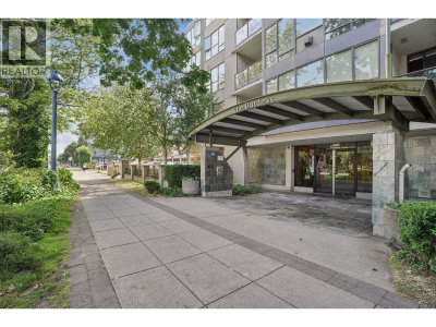 8180 GRANVILLE Avenue | Richmond British Columbia | Slide Image Seven
