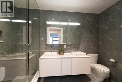 717 17TH Avenue | Vancouver British Columbia | Slide Image Twenty-seven