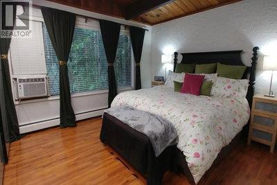 25855 112 Avenue | Maple Ridge British Columbia | Slide Image Eleven