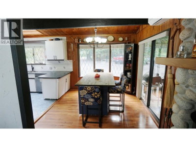 25855 112 Avenue | Maple Ridge British Columbia | Slide Image Four