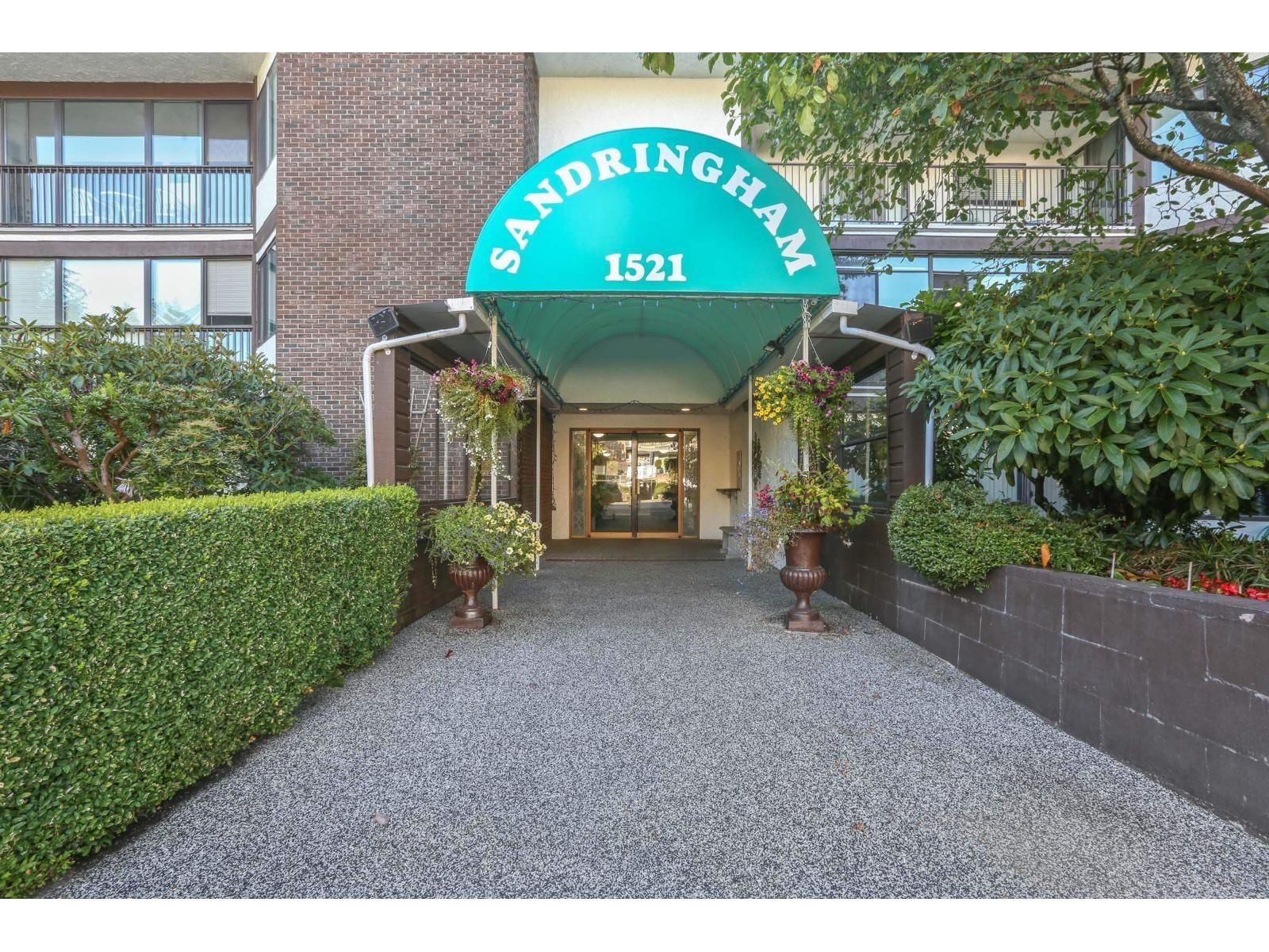 1521 BLACKWOOD Street, White Rock, British Columbia V4B 3V6