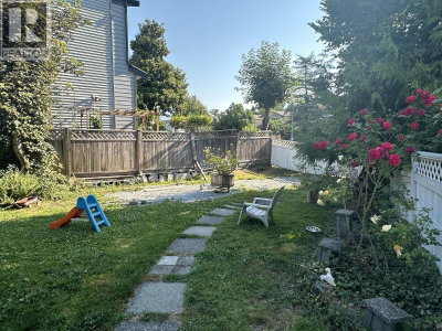 1902 TAYLOR Street | Port Coquitlam British Columbia | Slide Image Eighteen