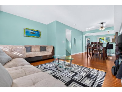 8775 161 Street | Surrey British Columbia | Slide Image Eight