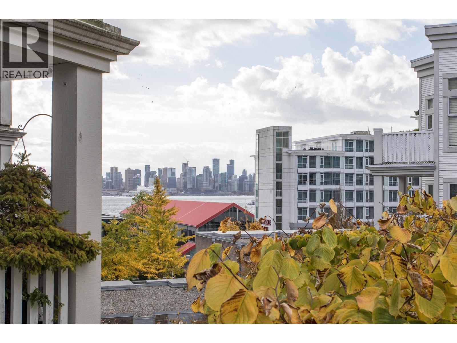 147 1ST Street, North Vancouver, British Columbia V7L 1B2