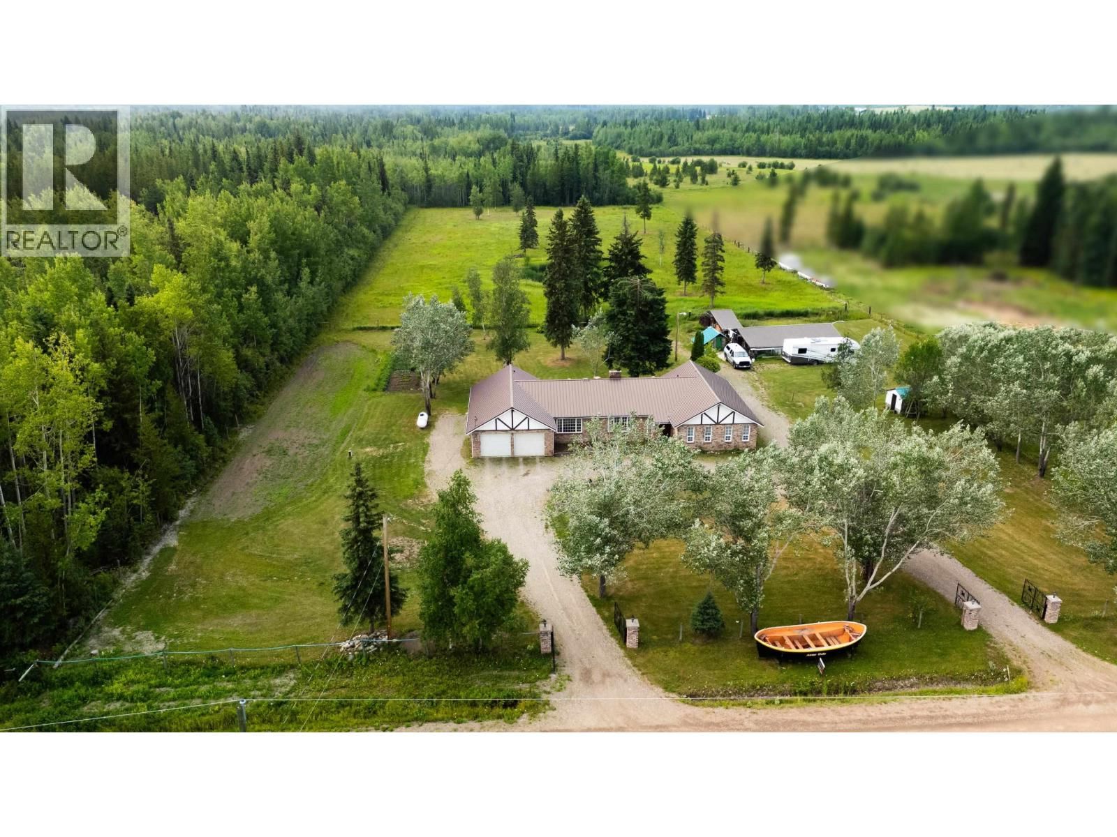 5455 COURVAL Road, Prince George, British Columbia V2N 6A4