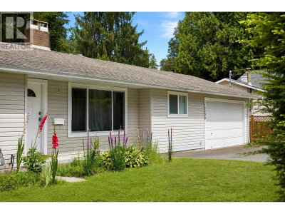 12209 SKILLEN Street | Maple Ridge British Columbia | Slide Image Two