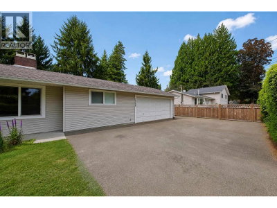 12209 SKILLEN Street | Maple Ridge British Columbia | Slide Image Three