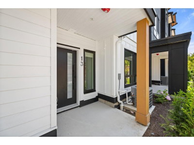 17538 100 Avenue | Surrey British Columbia | Slide Image Six