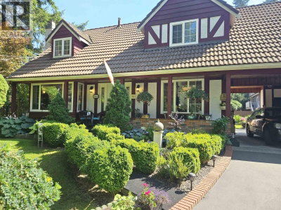 23242 130 Avenue | Maple Ridge British Columbia | Slide Image Two
