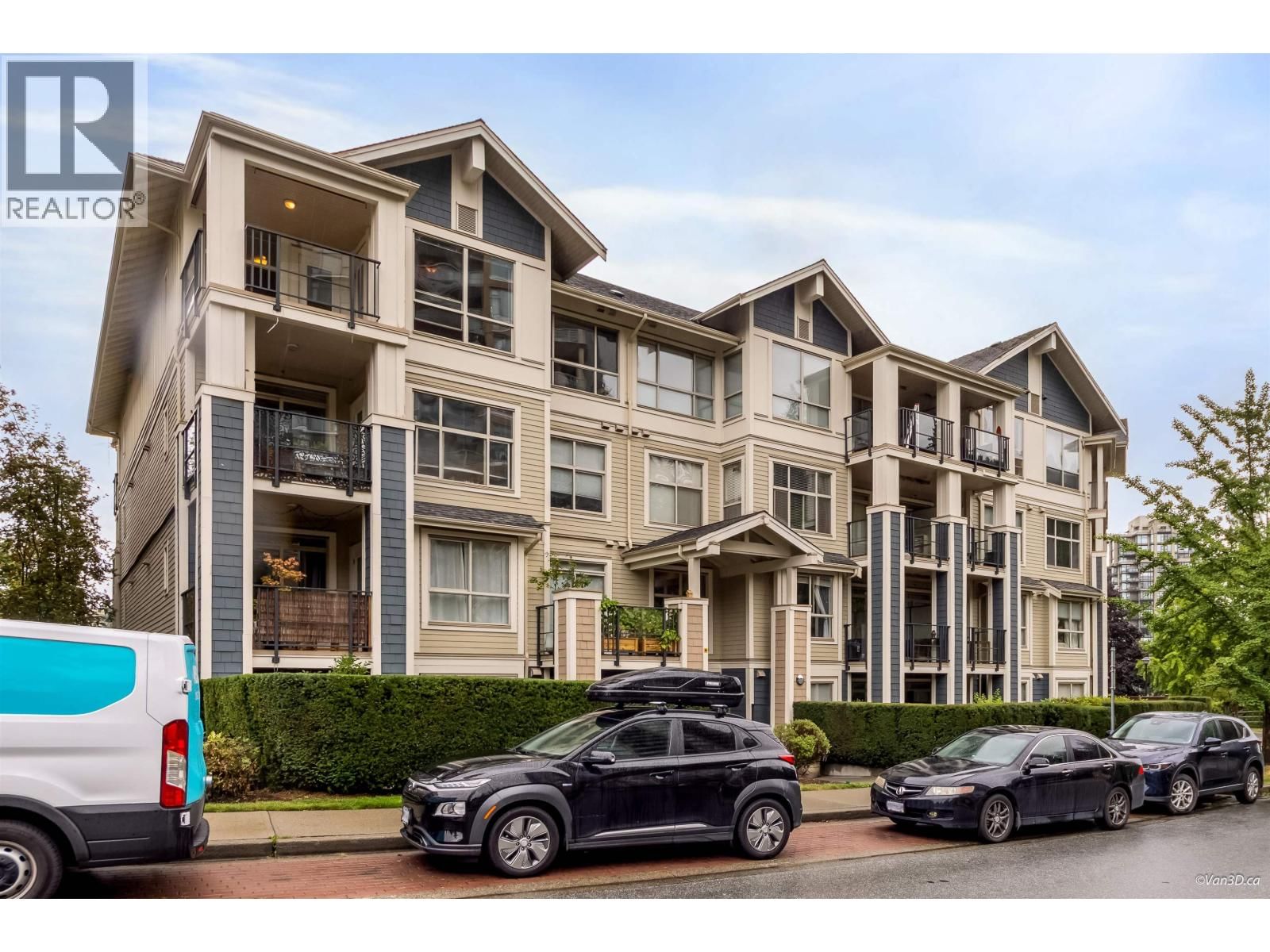 275 ROSS Drive, New Westminster, British Columbia V3L 0B6