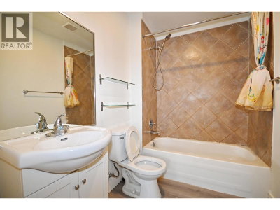 7531 GILBERT Road | Richmond British Columbia | Slide Image Four