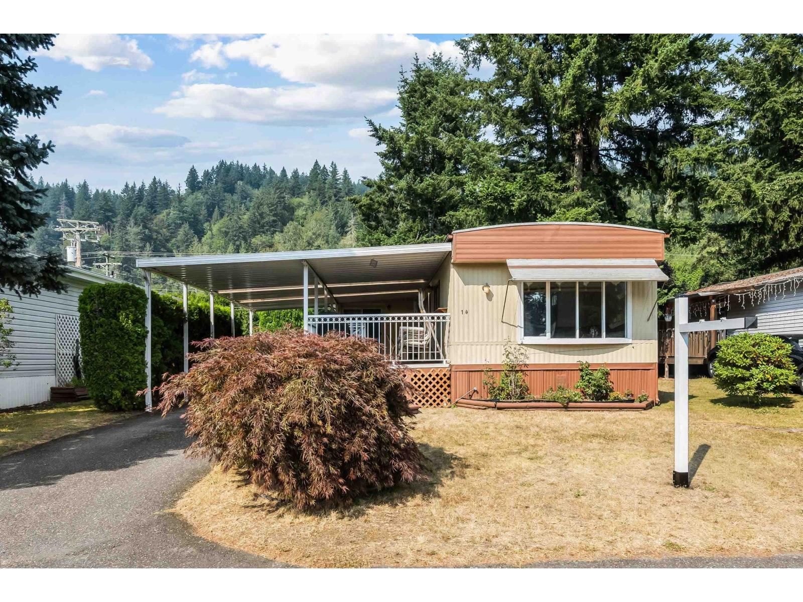 46484 CHILLIWACK LAKE Road, Chilliwack, British Columbia V2R 3R7