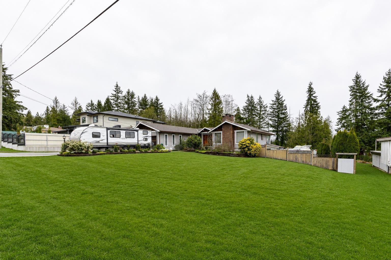 7262 209A Street, Langley, British Columbia V2Y 2E4