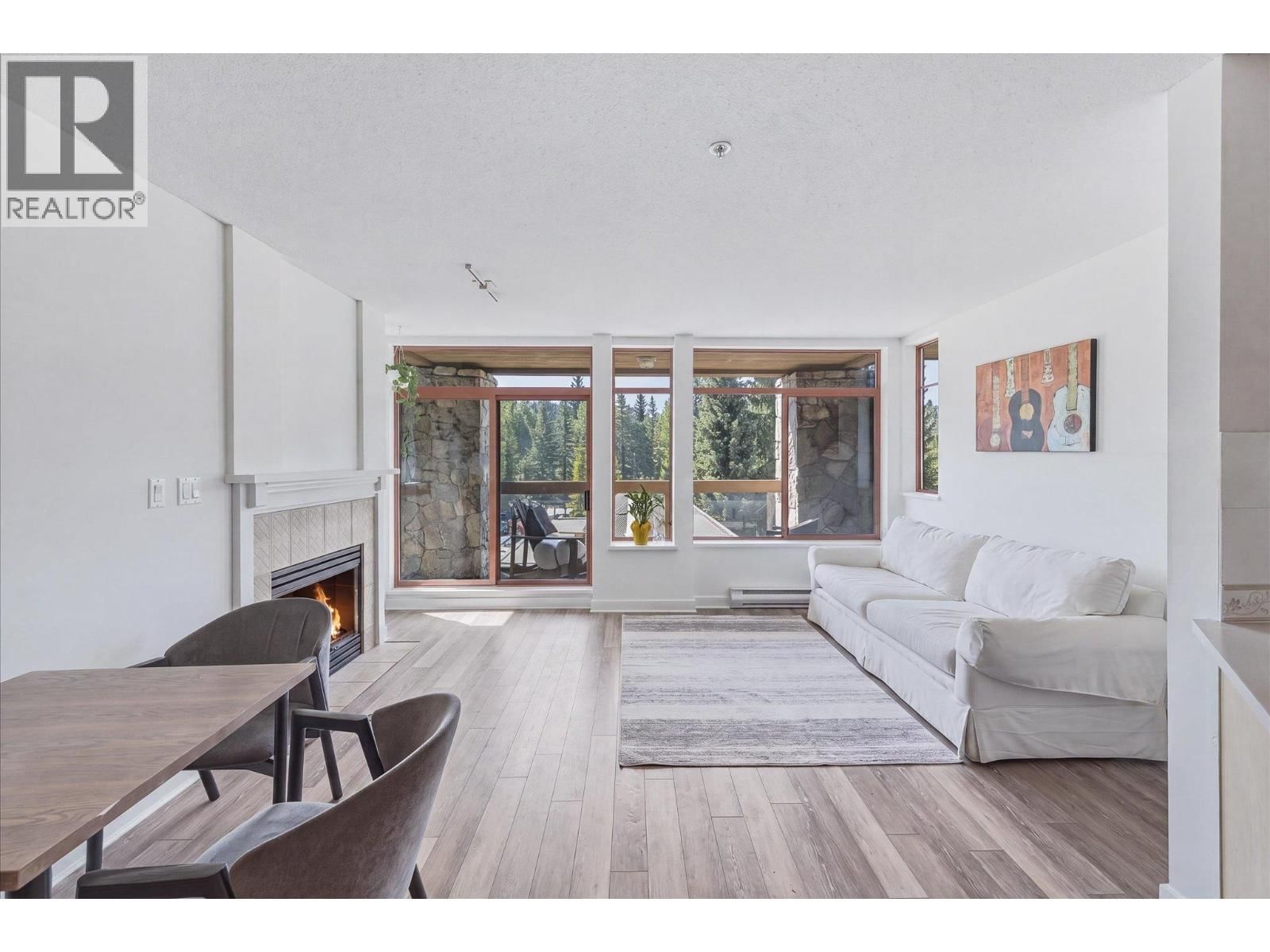 201 8080 NICKLAUS NORTH Boulevard property photo