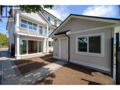4884 42A Avenue | Delta British Columbia | Slide Image Thirty-three