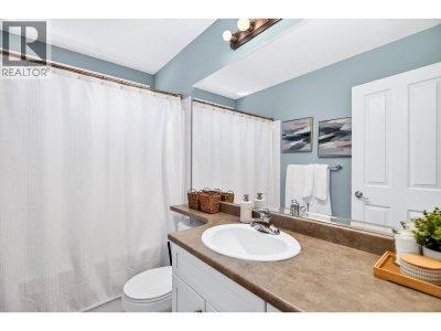 13933 229B Street | Maple Ridge British Columbia | Slide Image Twenty-three