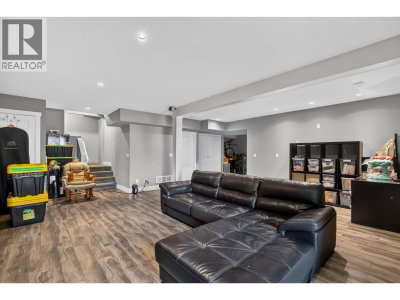13933 229B Street | Maple Ridge British Columbia | Slide Image Twenty-five