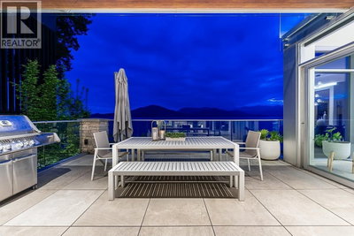 53 BRUNSWICK BEACH Road | Lions Bay British Columbia | Slide Image Seven