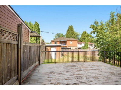 9443 132A Street | Surrey British Columbia | Slide Image Twenty-three