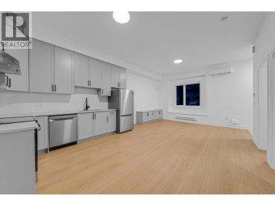 8408 17TH Avenue | Burnaby British Columbia | Slide Image Seventeen
