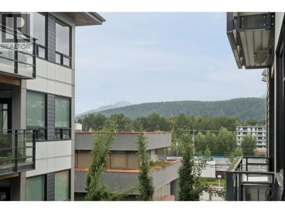 3038 ST GEORGE Street | Port Moody British Columbia | Slide Image Twenty-three