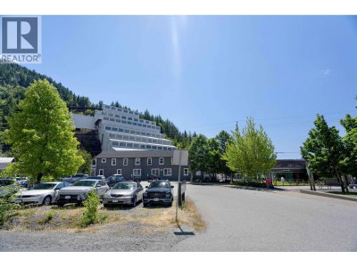 819 BRITANNIA Way | Squamish British Columbia | Slide Image Twenty-two