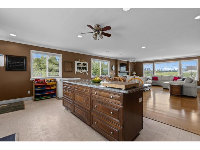 33120 HUNTINGDON Road | Abbotsford British Columbia | Slide Image Twenty-two