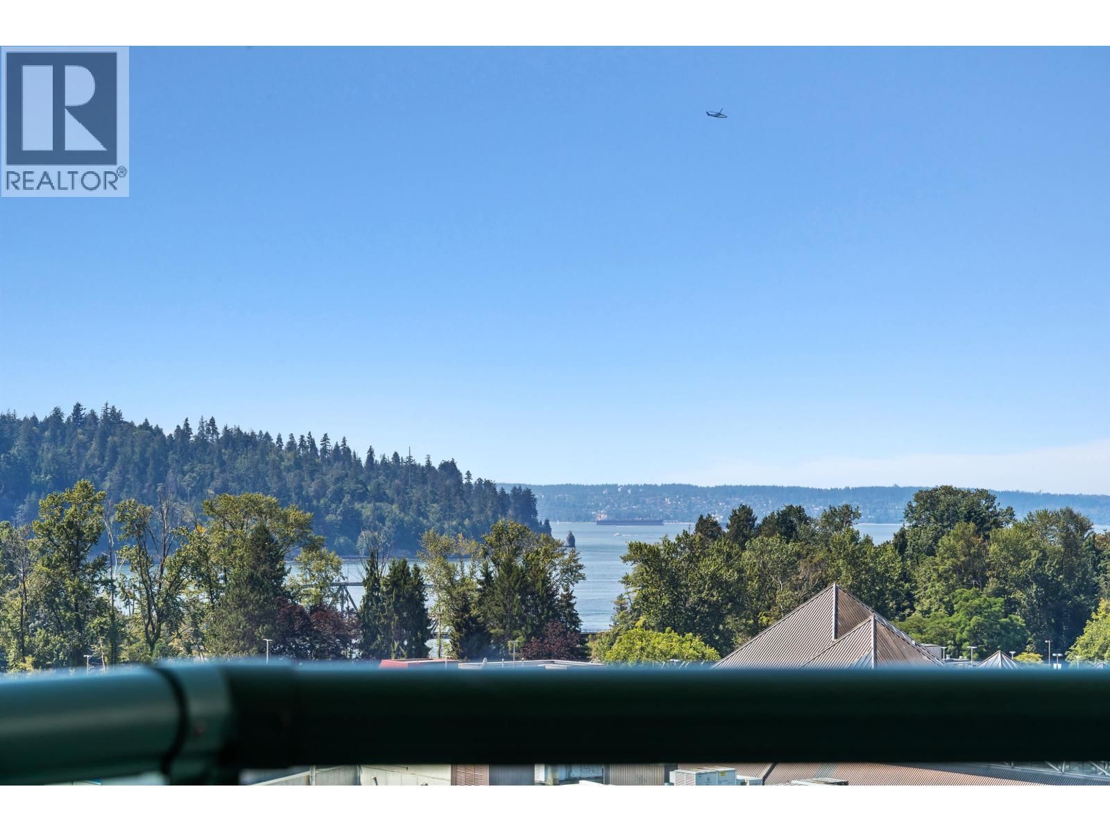 328 TAYLOR Way, West Vancouver, British Columbia V7T 2Y1