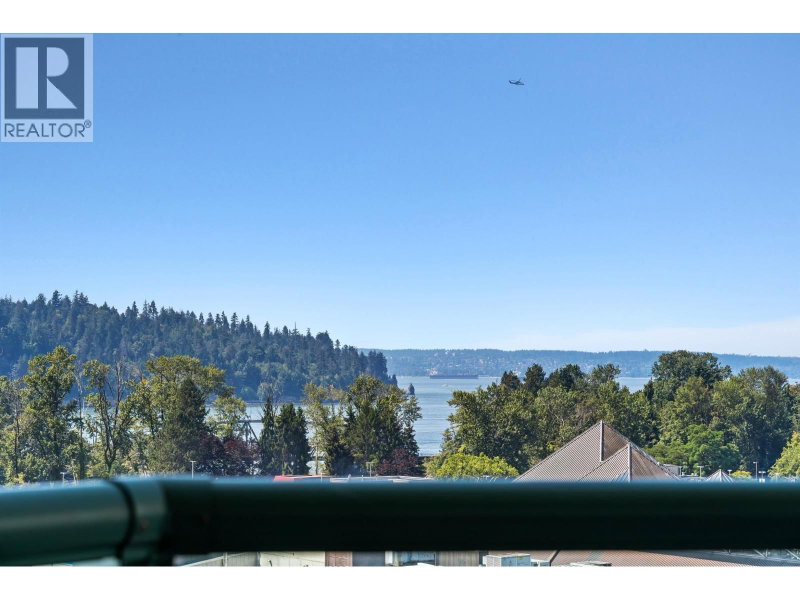 328 TAYLOR Way West Vancouver British Columbia, V7T 2Y1 - 2 Bedrooms Condo For Sale