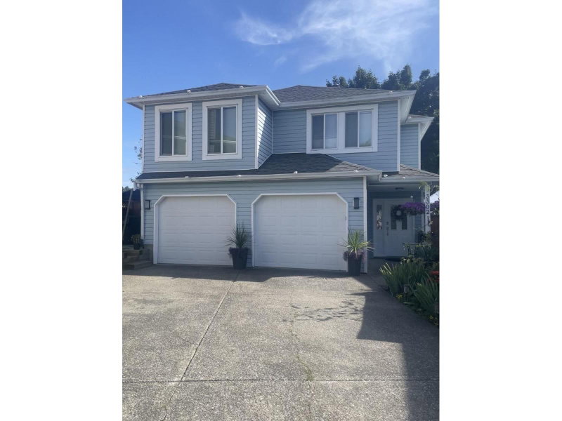 3302 274A Street Langley British Columbia, V4W 3J2 - 4 Bedrooms Home For Sale